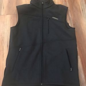 WOMEN'S UNDER ARMOR FLEECE LINED VEST, GREY, MED.